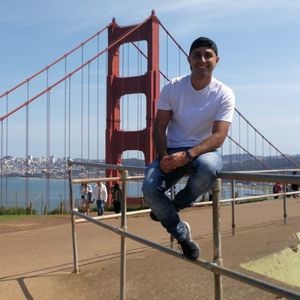 Meet your Posher, Camilo andres